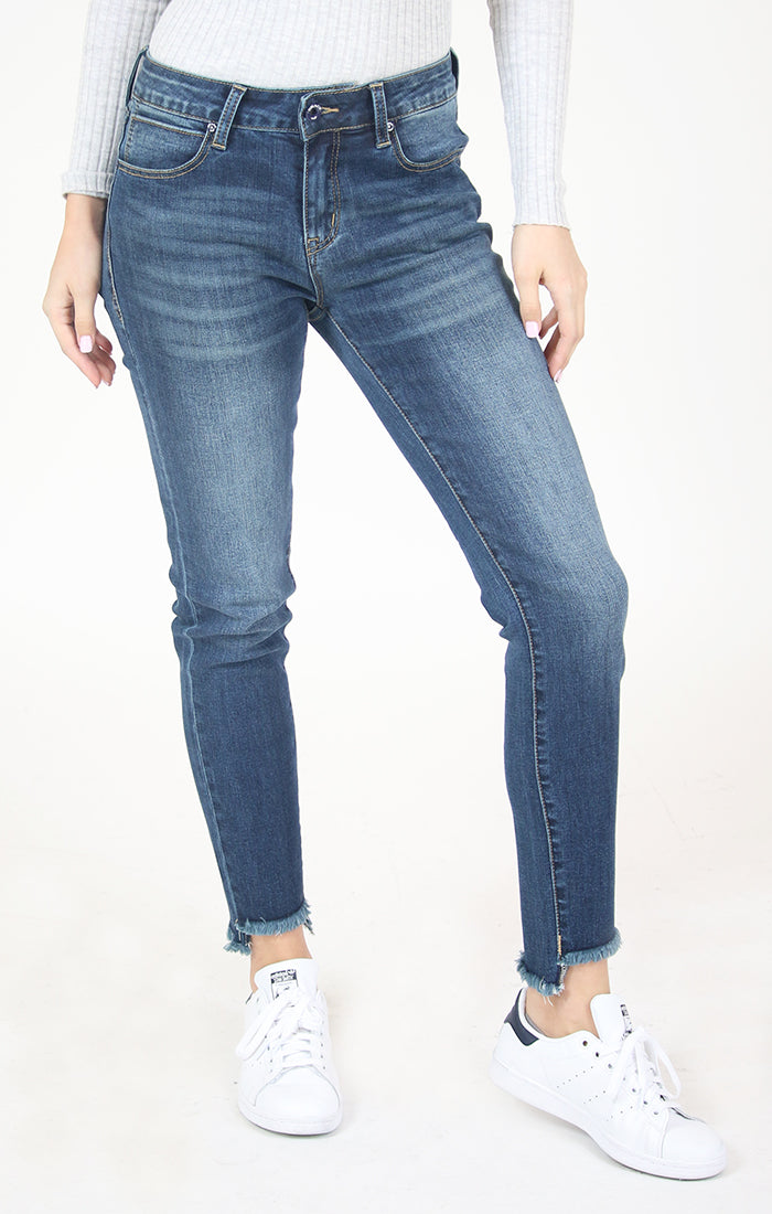 Medium Wash Frayed Hem Mid Rise Skinny Jeans